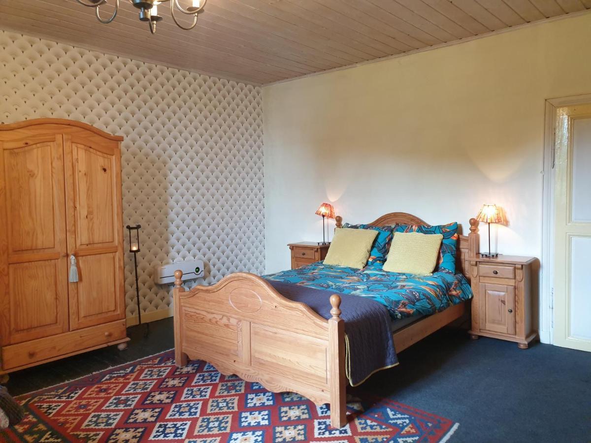 De Oude Pastorie Bed & Breakfast La Celle-En-Morvan Exterior foto
