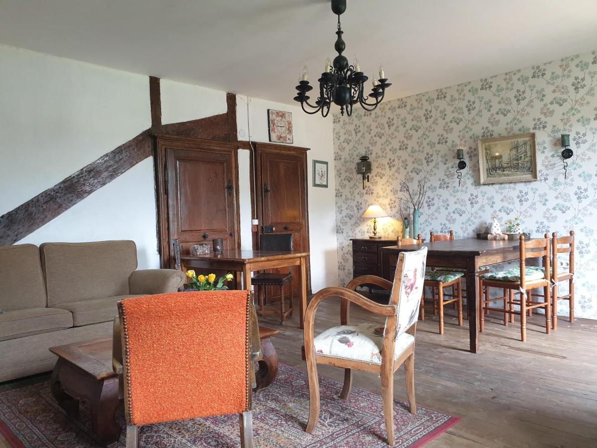 De Oude Pastorie Bed & Breakfast La Celle-En-Morvan Exterior foto