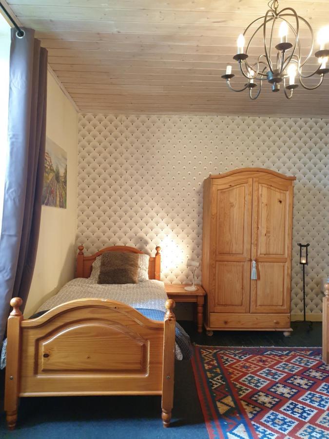 De Oude Pastorie Bed & Breakfast La Celle-En-Morvan Exterior foto